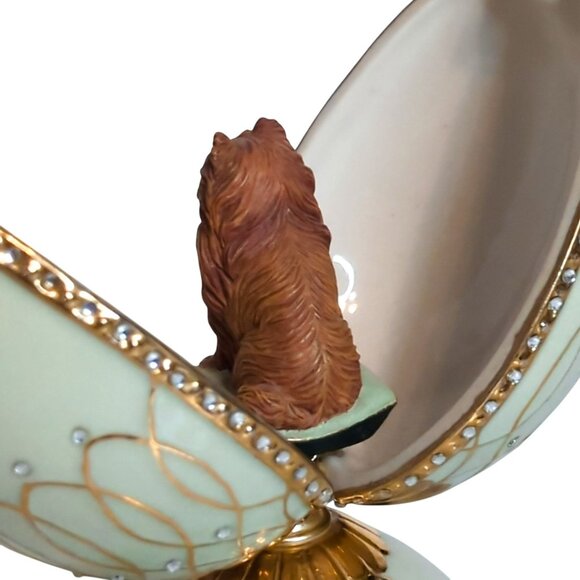 Heirloom Porcelain Faithful Friend Musical Egg Pomeranian Limited 2006 - Picture 7 of 8